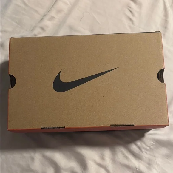 Air Jordan 11 Retro Black and Red Sneakers - Picture 3 of 7